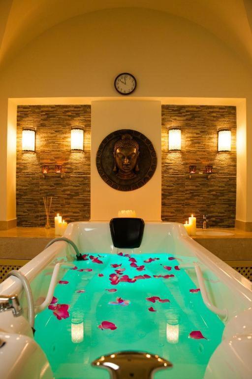 Aquaperla Hotel & Spa Chişinău Extérieur photo