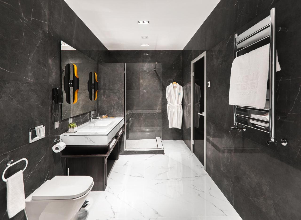 Aquaperla Hotel & Spa Chişinău Extérieur photo