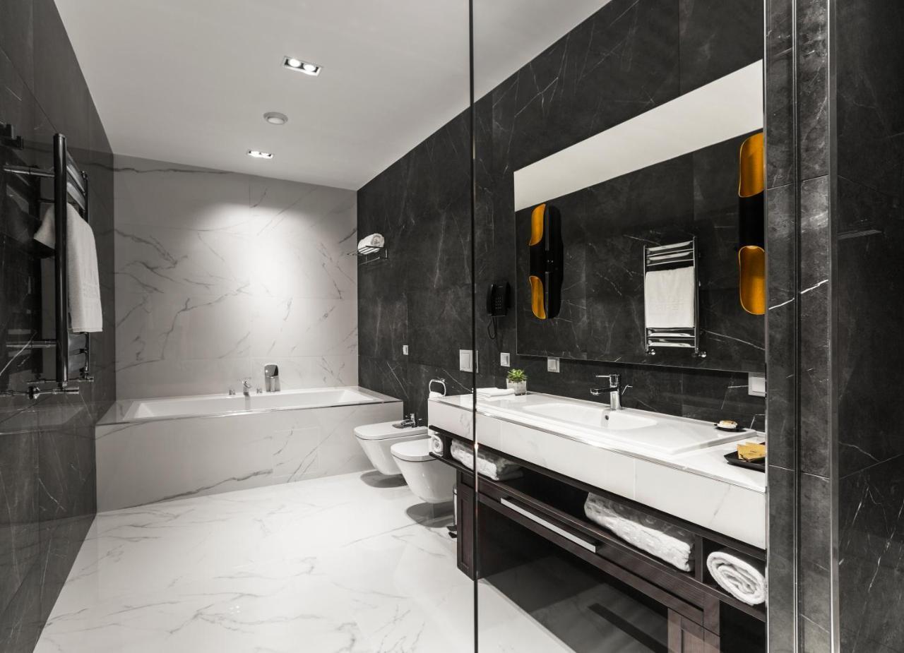 Aquaperla Hotel & Spa Chişinău Extérieur photo
